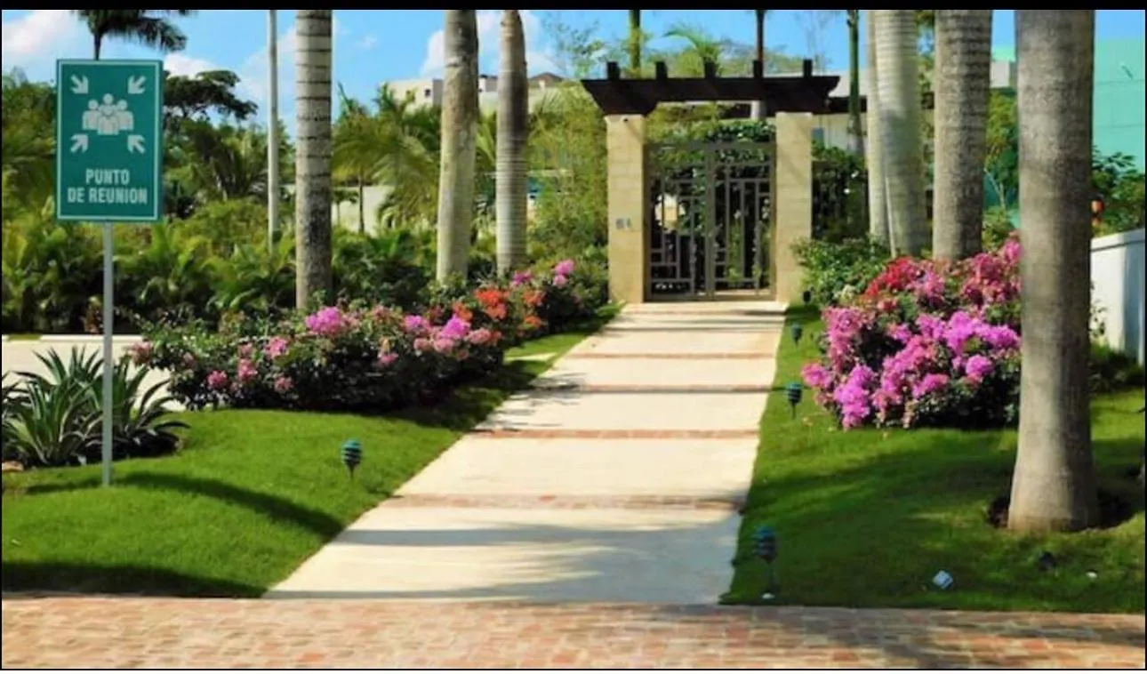 Apartment Residencial Mediterraneo Santiago De Los Caballeros