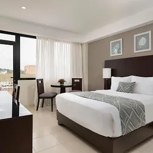 Hodelpa Centro Plaza Hotel